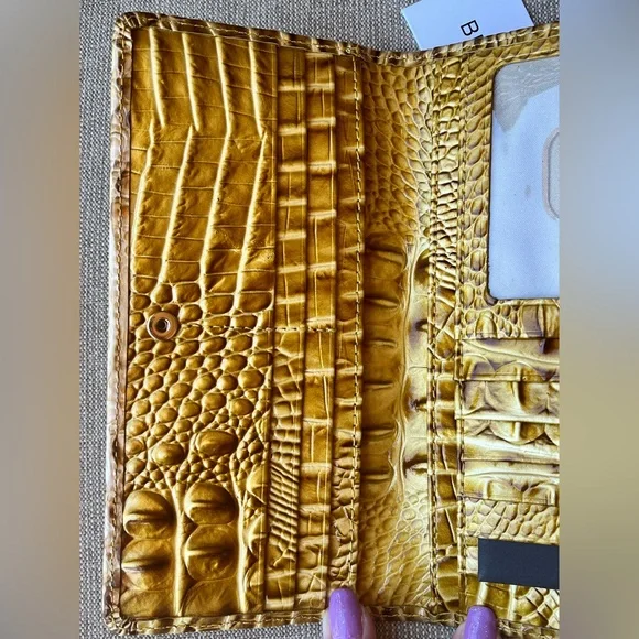 NWT Brahmin Ady in GOLDEN ROD Ombre Melbourne Wallet